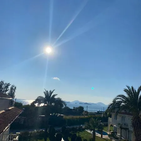 Seaside Residence, Hancer, Denize Sifir 4 Yatak Odali, 8 Kisilik ,ortak Havuzlu Villa, Villa
