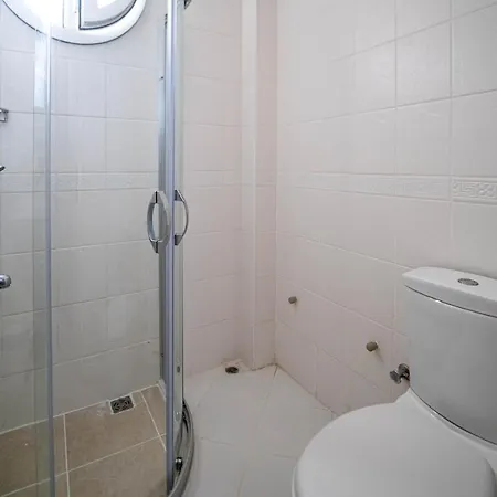 Villa Seaside Residence, Hancer, Denize Sifir 4 Yatak Odali, 8 Kisilik ,ortak Havuzlu Villa, *